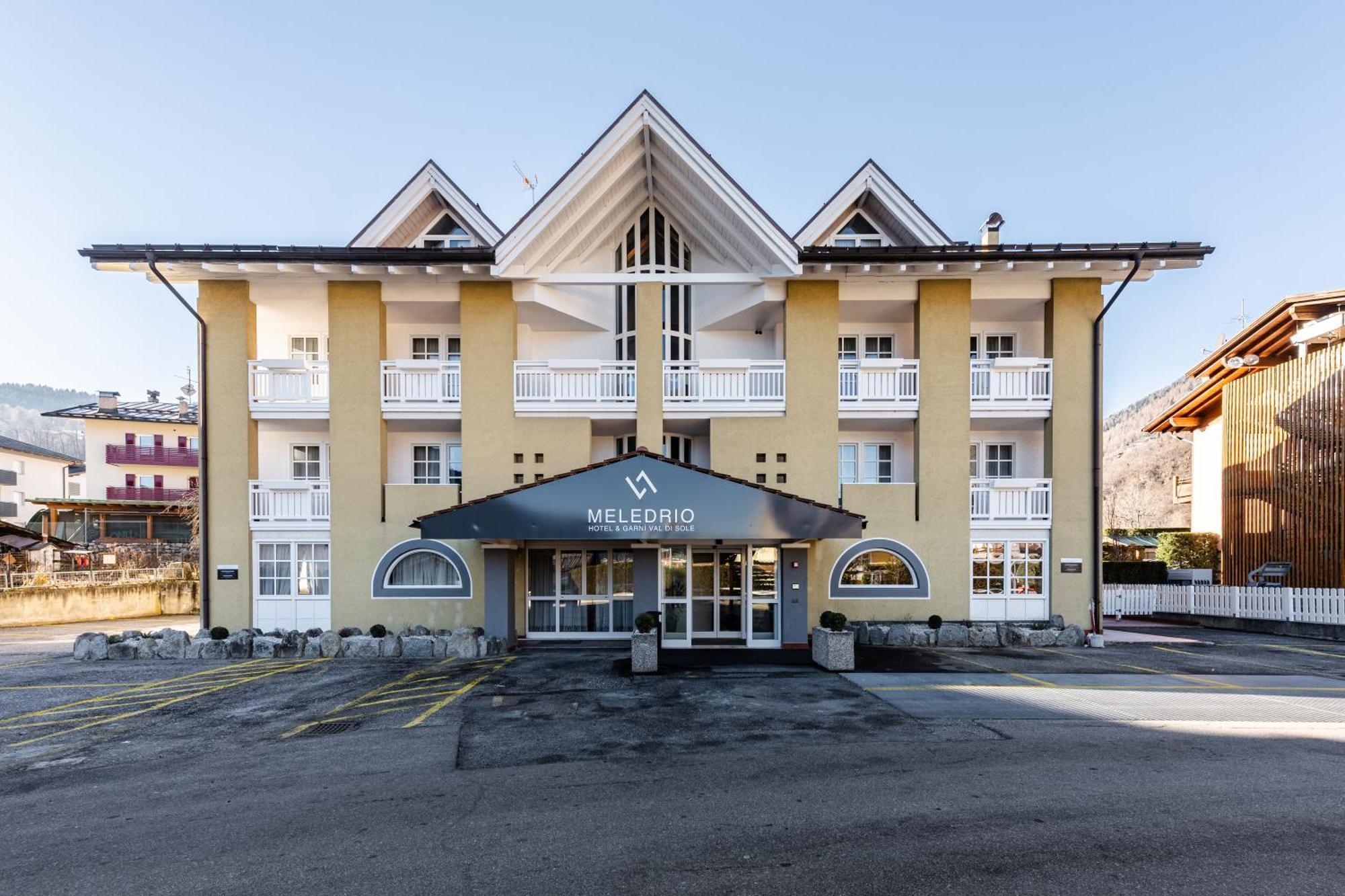 Hotel Garni Meledrio Dimaro Exteriör bild
