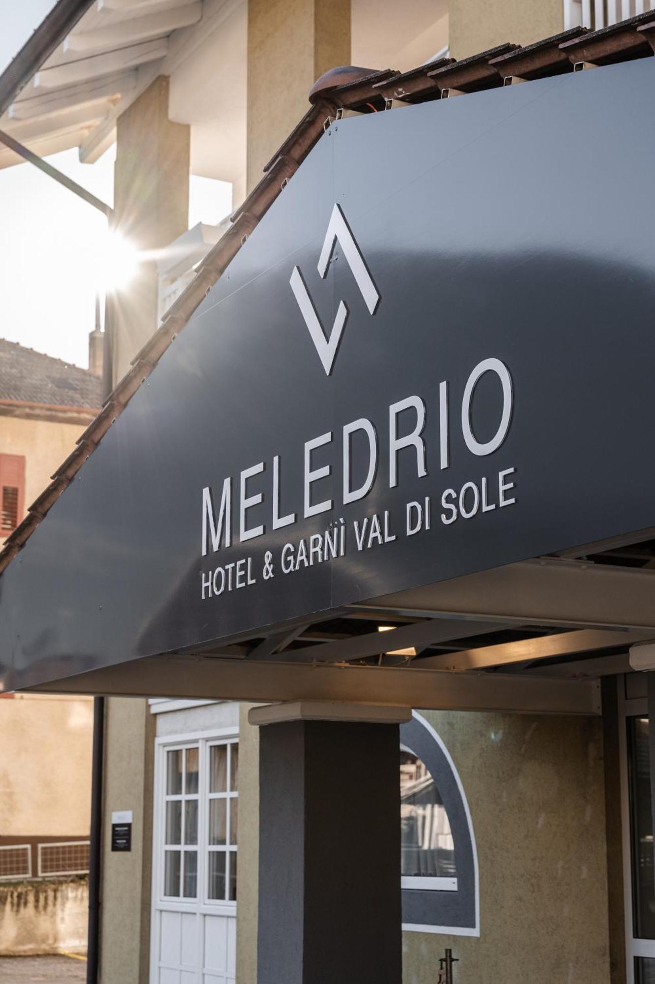 Hotel Garni Meledrio Dimaro Exteriör bild